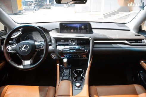 Lexus RX 2018 - фото 27
