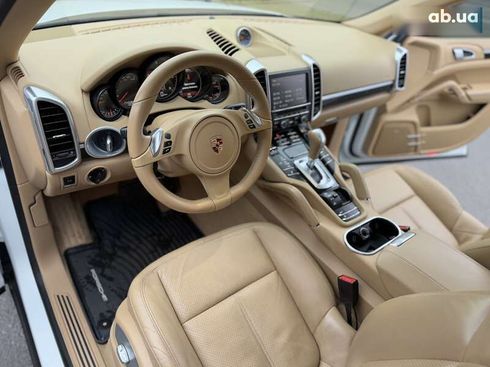 Porsche Cayenne 2013 - фото 28