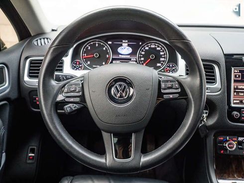 Volkswagen Touareg 2012 - фото 12