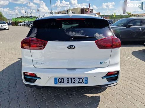 Kia Niro 2021 - фото 12