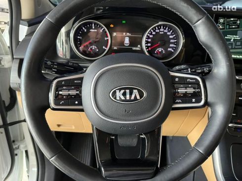 Kia Carnival 2021 - фото 19
