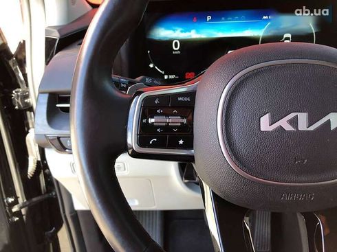 Kia Carnival 2021 - фото 25