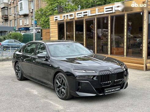 BMW 7 Series iPerformance 2023 - фото 4