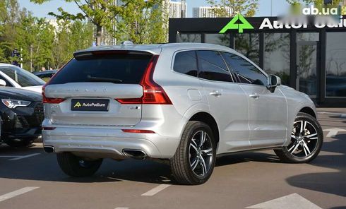 Volvo XC60 2018 - фото 17