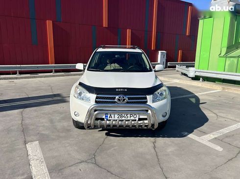 Toyota RAV4 2008 - фото 2