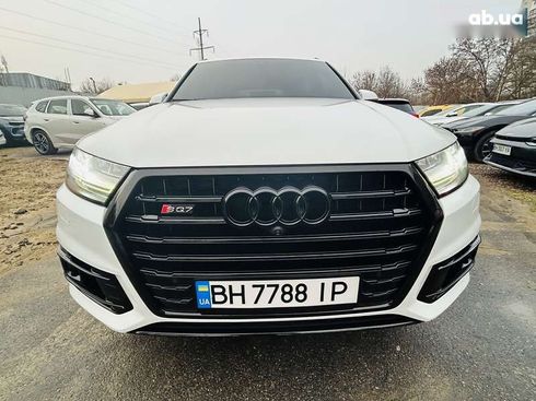 Audi Q7 2018 - фото 3