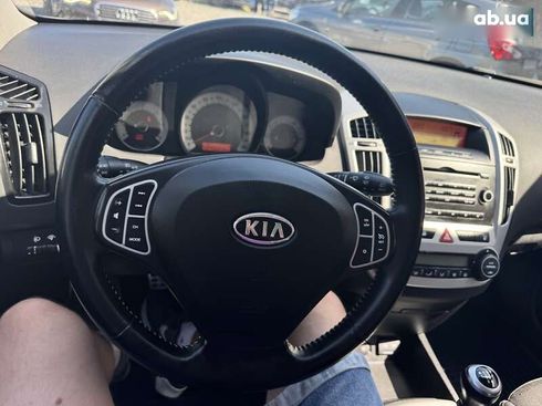 Kia Cee'd 2008 - фото 27