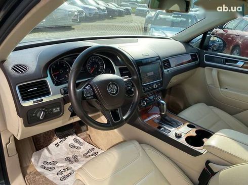 Volkswagen Touareg 2011 - фото 11