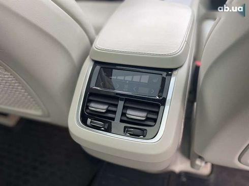 Volvo XC90 2017 - фото 27