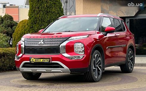 Mitsubishi Outlander 2022 - фото 3