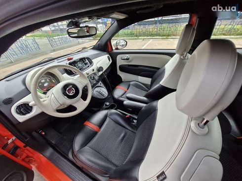Fiat 500E 2017 - фото 8