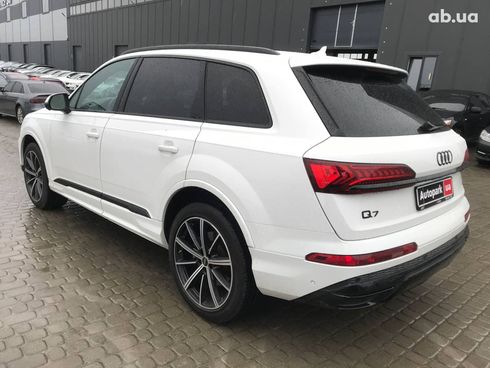 Audi Q7 2022 белый - фото 21