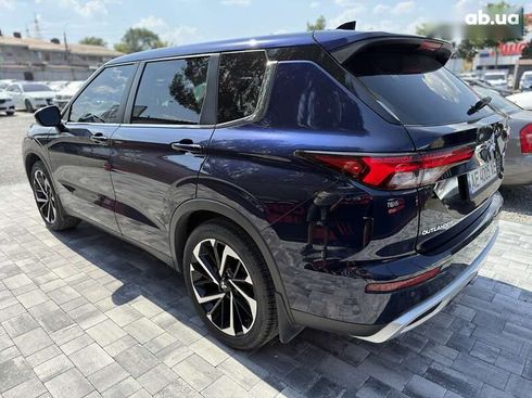 Mitsubishi Outlander 2021 - фото 11