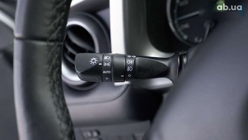 Toyota RAV4 2017 - фото 24