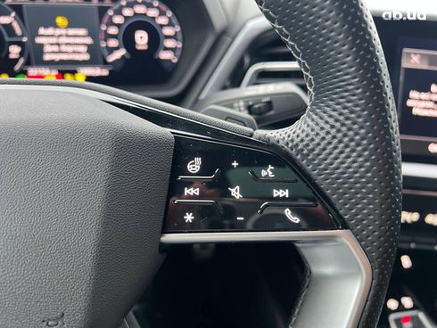 Audi Q4 e-tron 2022 черный - фото 19