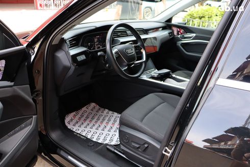 Audi E-Tron 2019 - фото 7