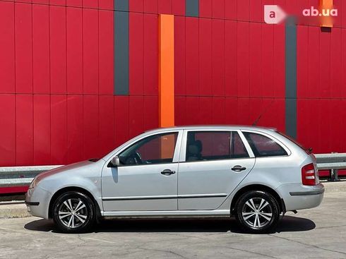 Skoda Fabia 2003 - фото 8