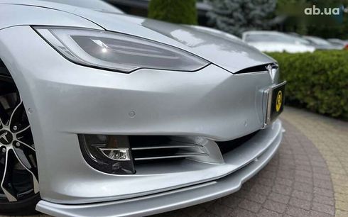 Tesla Model S 2017 - фото 11