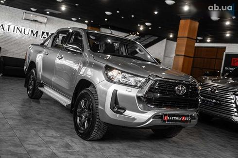 Toyota Hilux 2022 - фото 5
