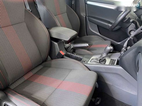 Skoda Octavia 2018 - фото 18