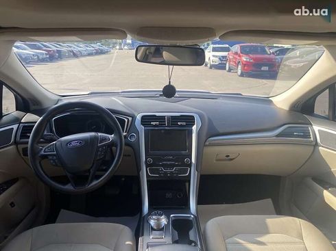 Ford Fusion 2019 - фото 18