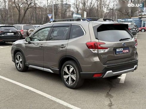 Subaru Forester 2020 - фото 5