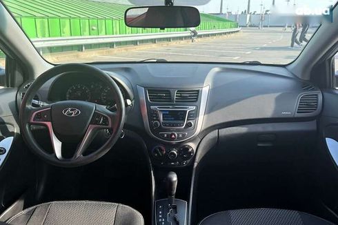 Hyundai Solaris 2016 - фото 13