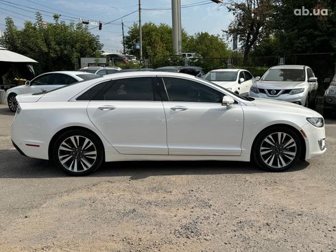 Lincoln MKZ 2019 белый - фото 7