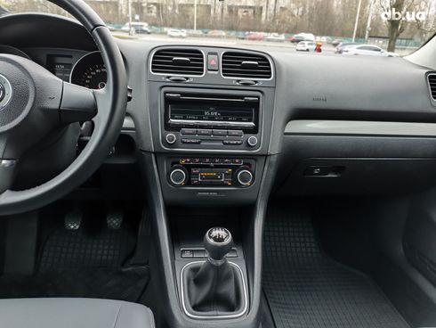Volkswagen Golf 2012 серый - фото 16