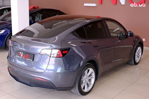 Tesla Model Y 2022 серый - фото 5