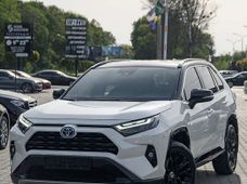 Продажа б/у Toyota RAV4 2022 года во Львове - купить на Автобазаре