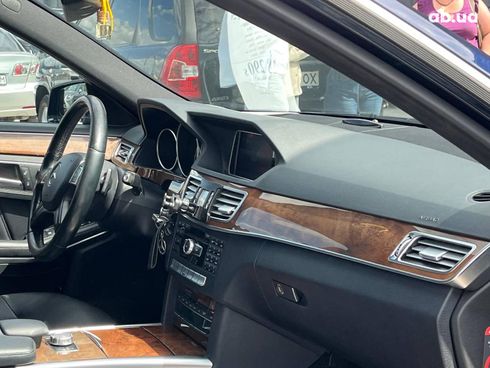 Mercedes-Benz E-Класс 2014 синий - фото 23