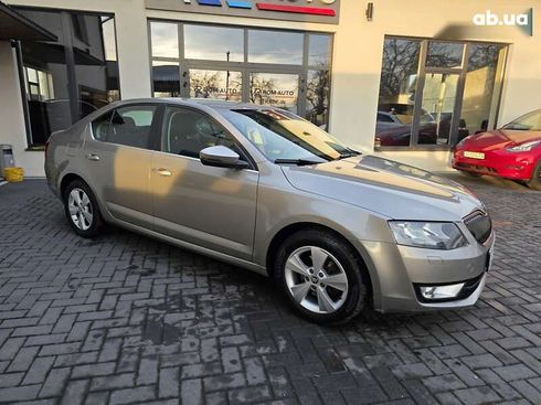 Skoda Octavia 2015 - фото 14