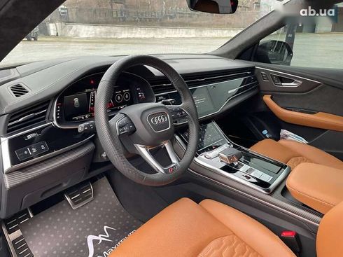 Audi RS Q8 2021 - фото 10