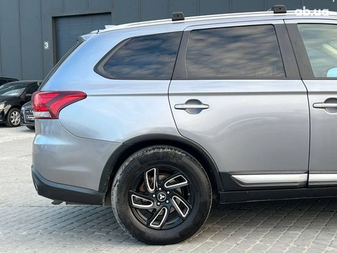 Mitsubishi Outlander 2017 серый - фото 9