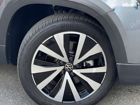 Volkswagen Taos 2023 - фото 20