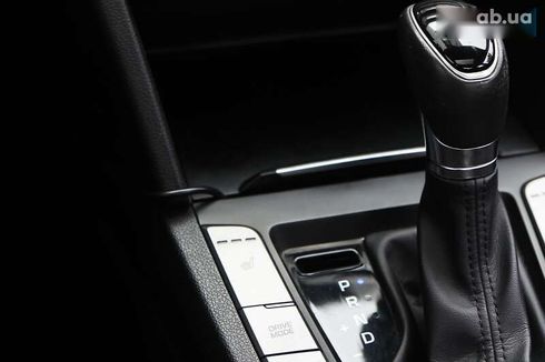 Hyundai Elantra 2016 - фото 25