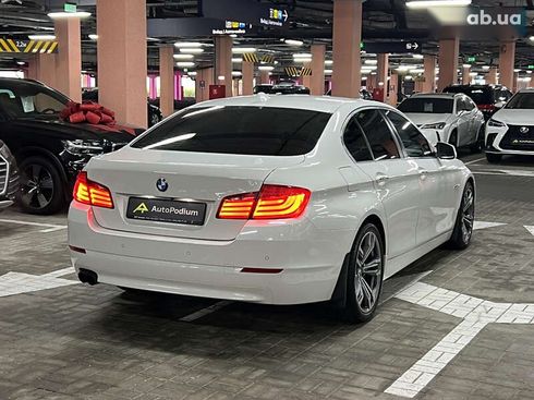 BMW 5 серия 2012 - фото 15