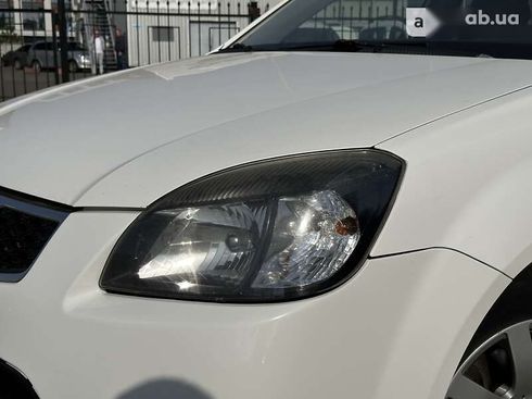 Kia Rio 2011 - фото 10