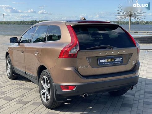 Volvo XC60 2012 - фото 19