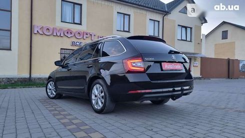 Skoda Octavia 2019 - фото 14