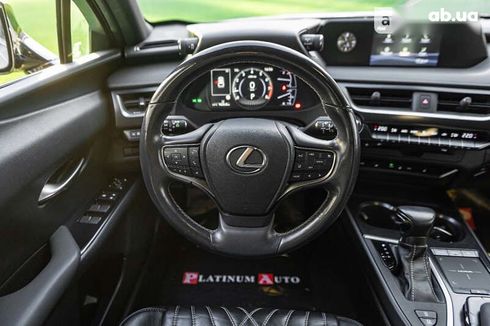 Lexus UX 2019 - фото 17