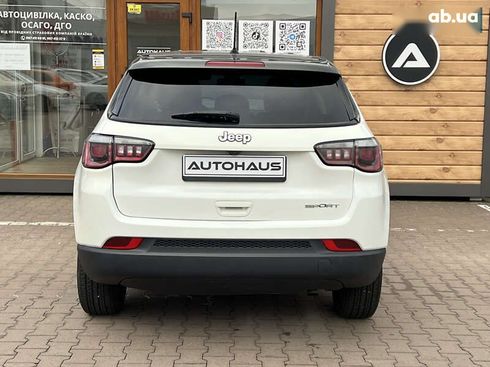 Jeep Compass 2018 - фото 7