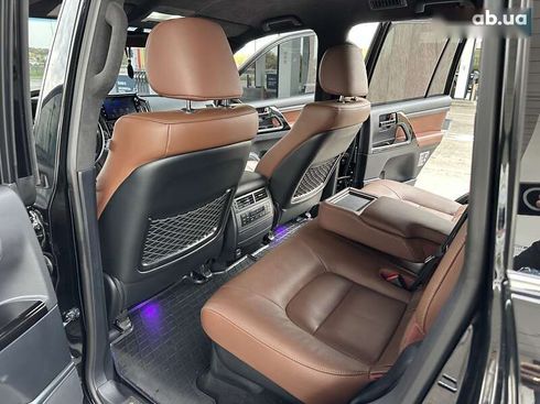 Toyota Land Cruiser 2020 - фото 29