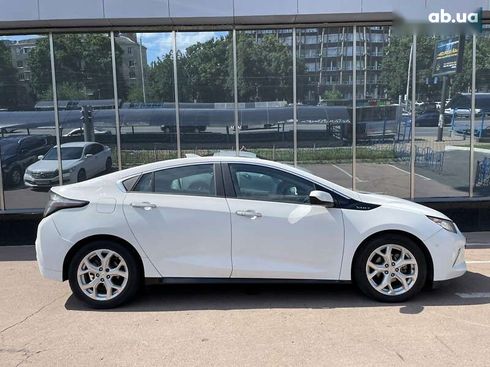 Chevrolet Volt 2015 - фото 2