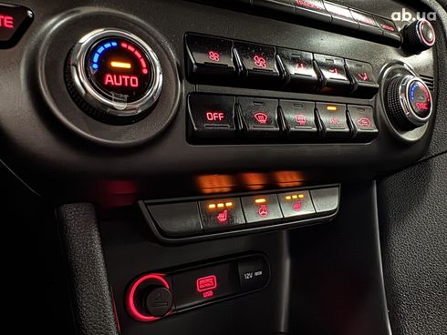 Kia Sportage 2019 черный - фото 7