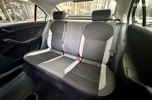 Skoda Rapid 2016 белый - фото 16