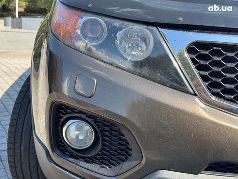Kia Sorento 2010 коричневый - фото 9