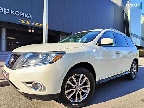 Nissan Pathfinder 2015 - фото 3