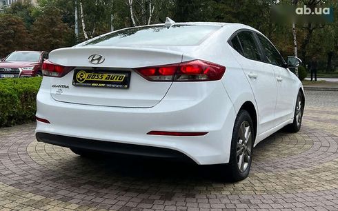 Hyundai Elantra 2016 - фото 7